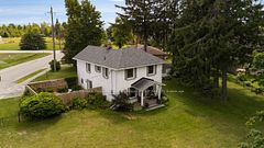 12 Beacon Road, Barrie, ON L4N 9C8