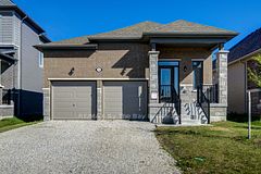 15 Union Boulevard, Wasaga Beach, ON L9Z 0M6