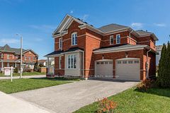 1 Griffin Gate, Barrie, ON L4M 7G4