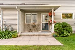 35 Sundial Court 17, Collingwood, ON L9Y 5E5