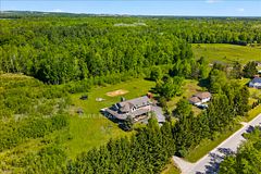 3938 Hogback Road, Clearview, ON L0M 1N0