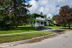 19 Highcroft Road, Barrie, ON L4N 2X3