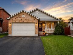 54 Leggott Avenue Lower, Barrie, ON L4N 8A9