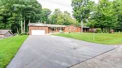 10 Enchantment Avenue, Tiny, ON L9M 0H5