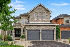 36 Auburn Court, Barrie, ON L4N 6G9