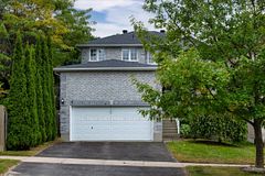 3 Bell Street, Barrie, ON L4N 0J2