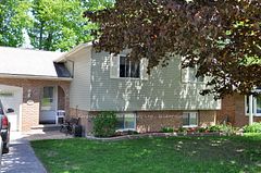 22 Free Drive, Orillia, ON L3V 4B2