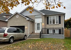 11 Draper Crescent Main, Barrie, ON L4N 8B1