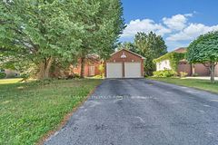 24 Acorn Crescent, Wasaga Beach, ON L9Z 1L6