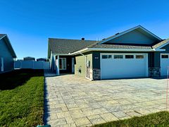 20 Golf Street, Kapuskasing, ON P5N 3J6