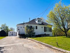26 Frontenac Crescent, Kapuskasing, ON P5N 2H8