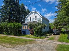 75 Fifth Avenue, Englehart, ON P0J 1H0