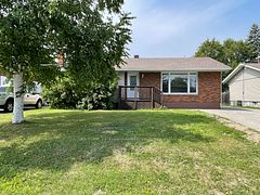 225 Hessle Avenue, Temiskaming Shores, ON P0J 1P0