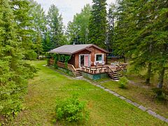 2 WEST BAY Road, Hearst, ON P0L 1N0