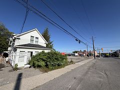 21 Birch Street S, Timmins, ON P4N 2A4