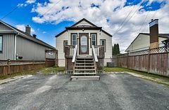 418 Maple Street S, Timmins, ON P4N 1Z8