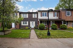 2825 Gananoque Drive 48, Mississauga, ON L5N 1V6