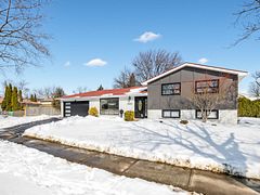 3620 Nadine Crescent, Mississauga, ON L5A 3L6