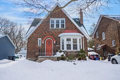 117 Mill Street S, Brampton, ON L6Y 1T4