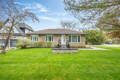 1565 Kipper Avenue, Mississauga, ON L5G 4C9