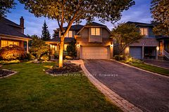2623 Charlotte Court, Mississauga, ON L5M 5E6