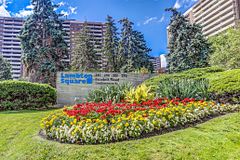 240 Scarlett Road 1405, Toronto, ON M6N 4X4