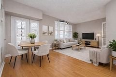 3085 Bloor Street W 108, Toronto, ON M8X 1C9