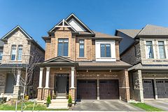 58 William Crawley Way, Oakville, ON L6H 0Y8