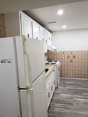 1010 Bloor Street, Mississauga, ON L4Y 2N2