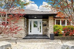103 AURA LEA Boulevard, Toronto, ON M9M 1K4