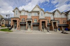 60 First Street 14, Orangeville, ON L9W 2E4