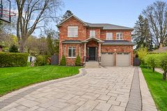 9 Cheshire Drive, Toronto, ON M9B 2N7