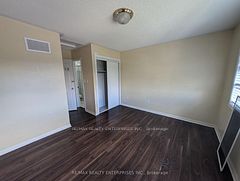 40 Sweetwood Circle, Brampton, ON L7A 2X7