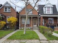 286 Harvie Avenue, Toronto, ON M6E 4K7