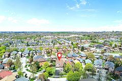 5016 Natkarni Crescent, Mississauga, ON L5V 1L2