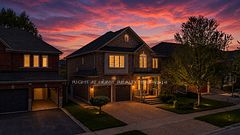 2461 Whistling Springs Crescent, Oakville, ON L6M 5G4