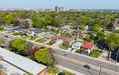 182 Dixon Road, Toronto, ON M9P 2L8