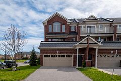 2 Mcdevitt Lane, Caledon, ON L7C 3S4