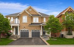 3852 Bloomington Crescent, Mississauga, ON L5M 0A3