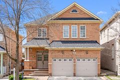 16 Clearjoy Street, Brampton, ON L6V 4P1