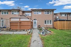16 London Green Court 106, Toronto, ON M3N 1K2