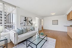 4090 Living Arts Drive 808, Mississauga, ON L5B 4M8