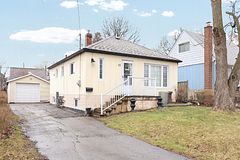 15 Boniface Avenue, Toronto, ON M9W 1T5