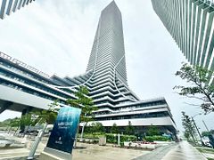 30 Shore Breeze Drive 2617, Toronto, ON M8V 0J1