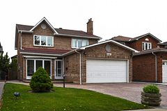 4461 Gladebrook Crescent, Mississauga, ON L5V 1E4