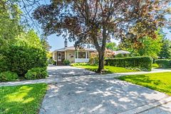 1293 Daimler Road, Mississauga, ON L5J 3T3