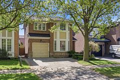 1118 Glen Valley Road, Oakville, ON L6M 3K8