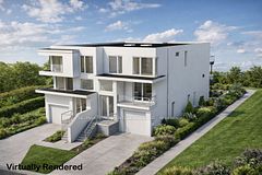 1071 Roosevelt Road, Mississauga, ON L5G 3Y6