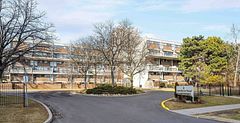 2 Valhalla Inn Road 332, Toronto, ON M9B 6C3
