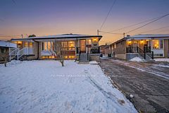 130 Duncanwoods Drive, Toronto, ON M9L 2E1
